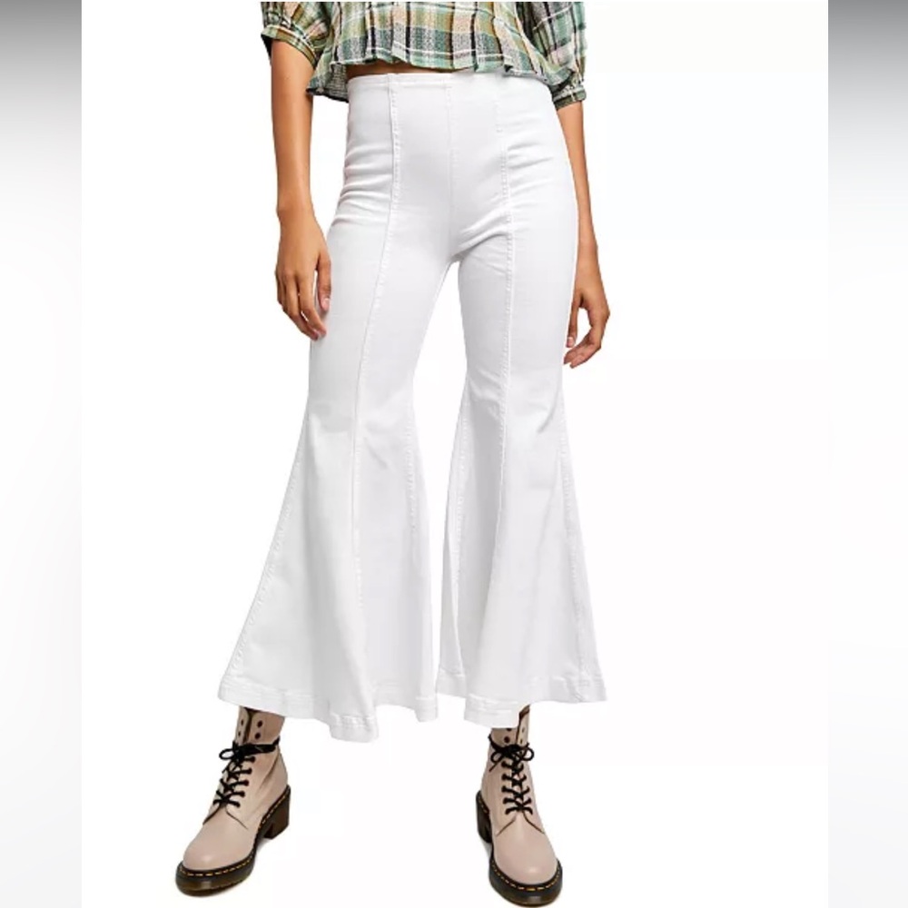 Free People We The Free Cha Cha Flare Cropped Jeans‎ White Sz 25